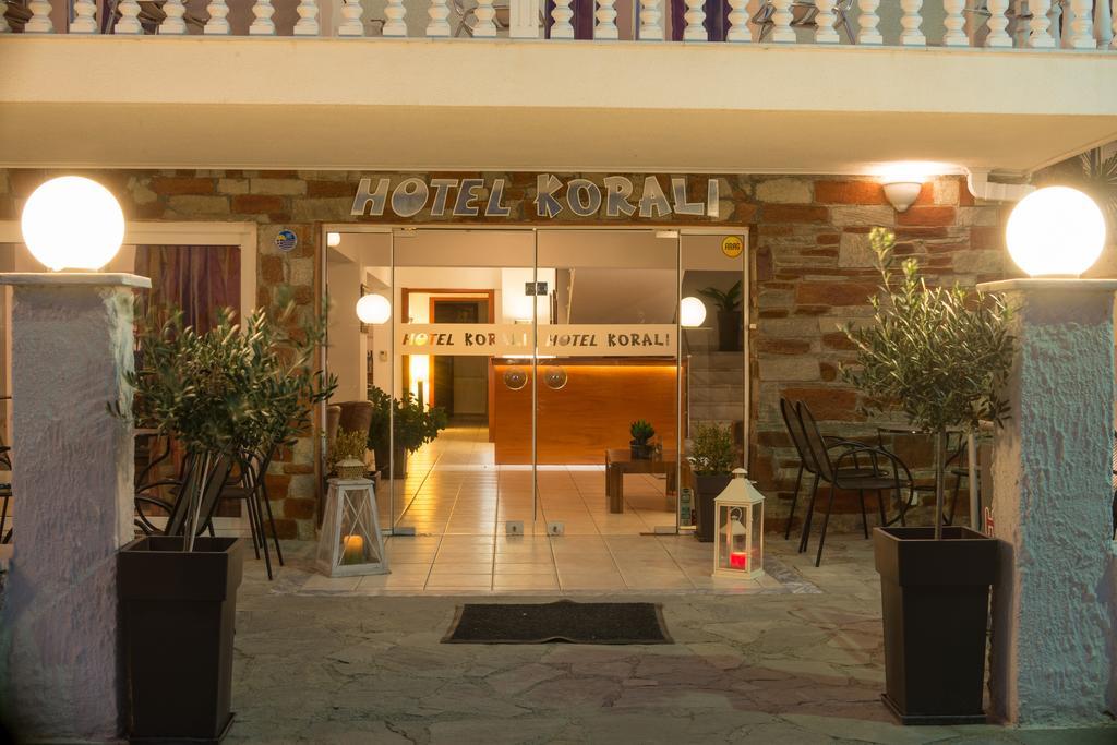 Korali Hotel Paralía Exteriör bild