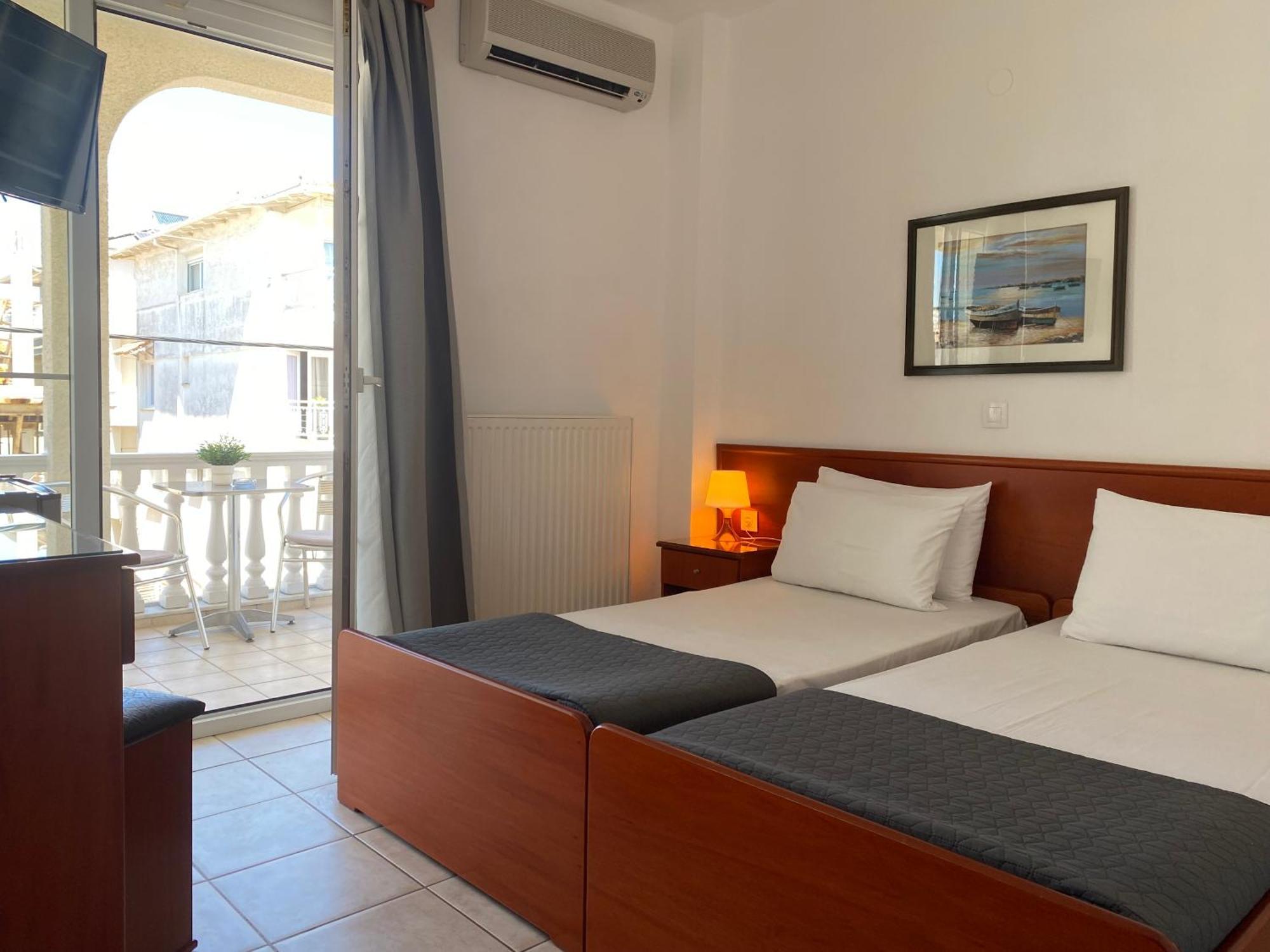 Korali Hotel Paralía Exteriör bild