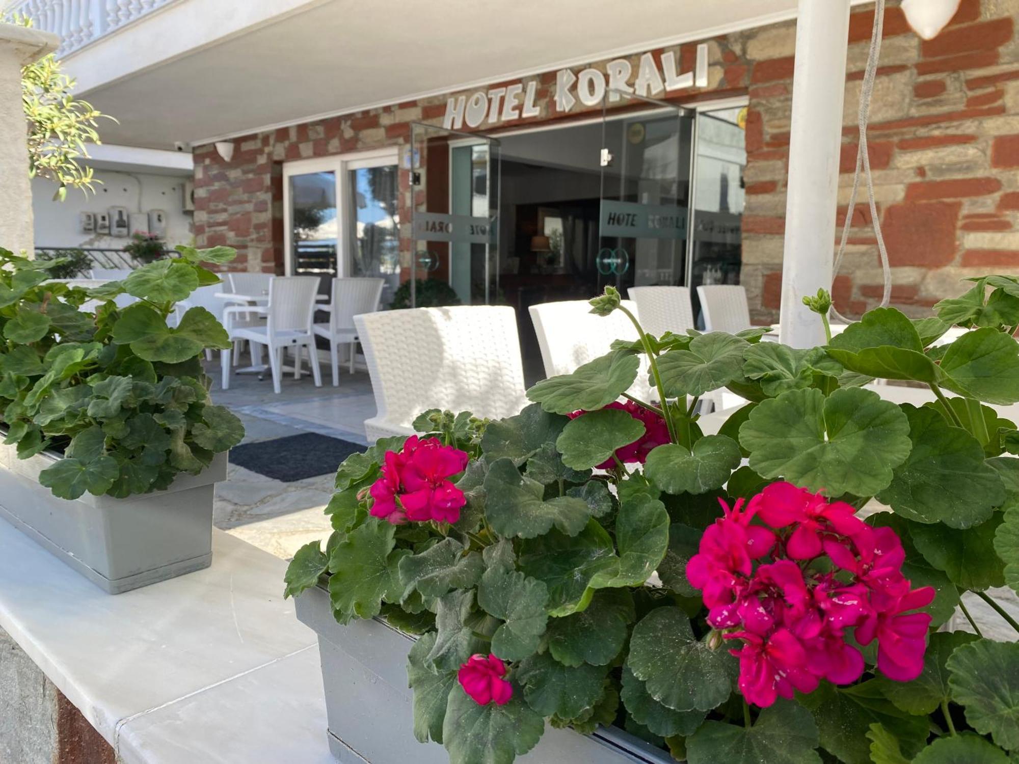 Korali Hotel Paralía Exteriör bild