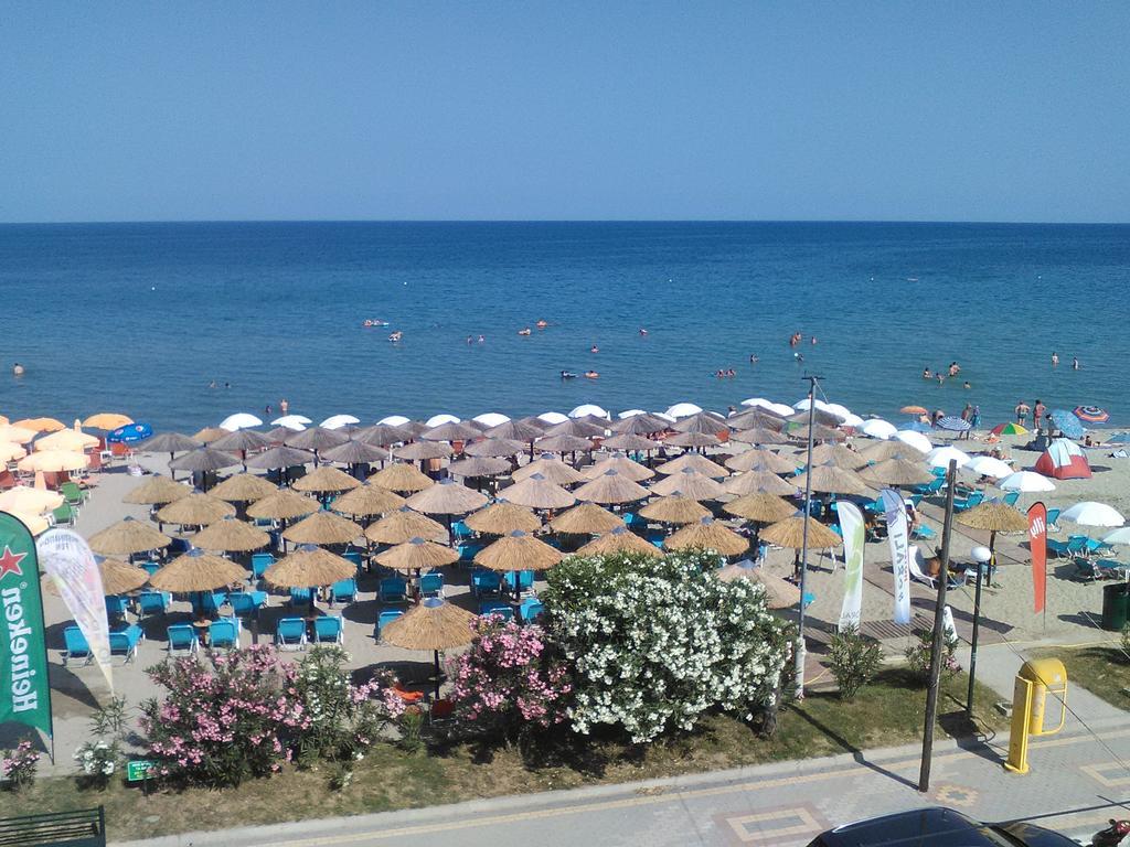 Korali Hotel Paralía Exteriör bild